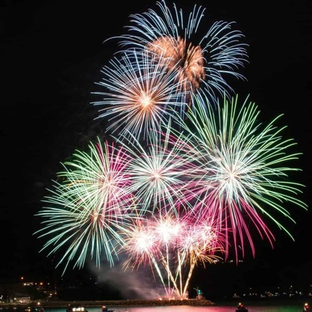 Fireworks Cruises